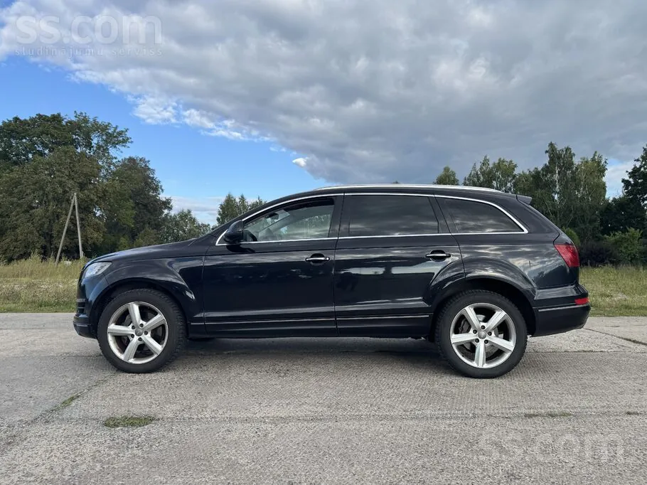 Audi Q7 2011 photo 3