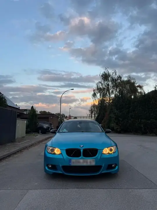BMW 325I