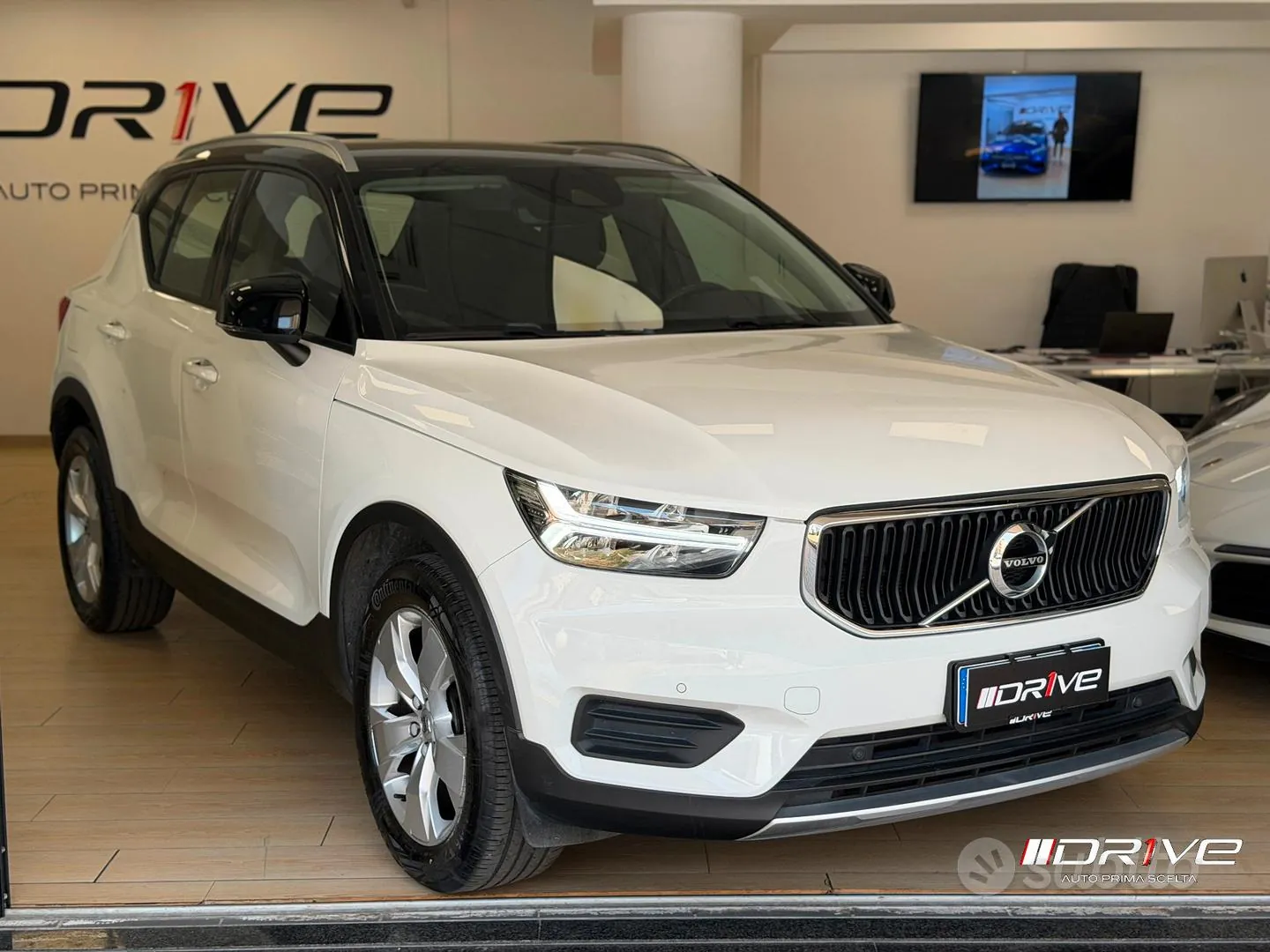 Volvo Xc40 2022 photo 3