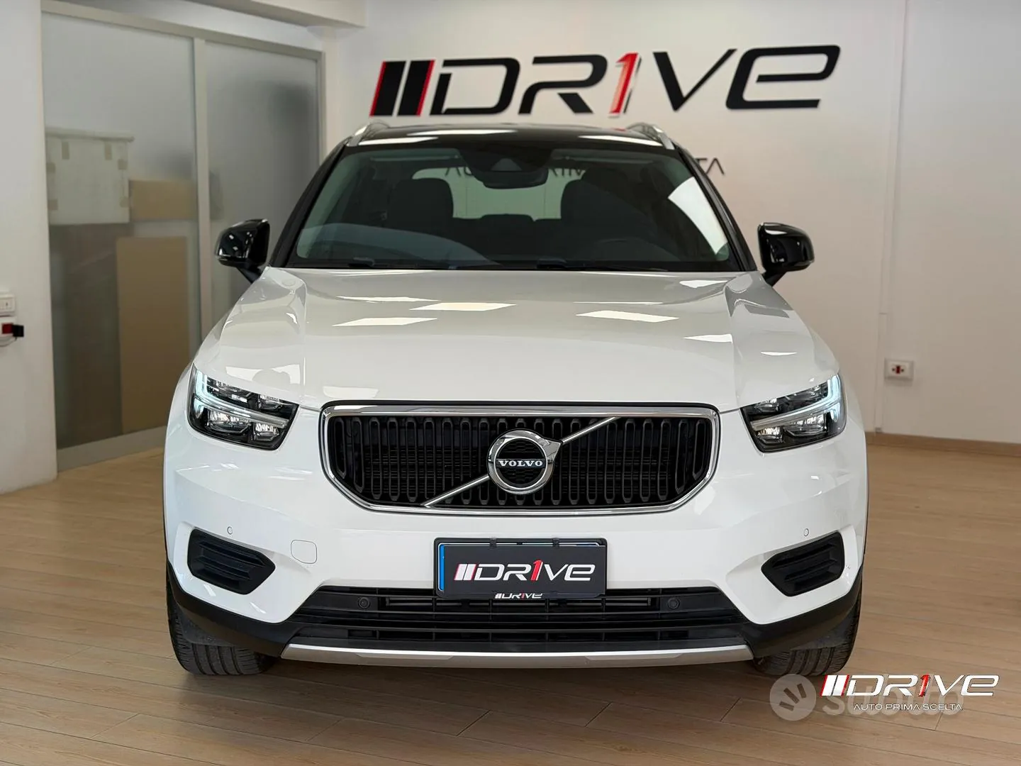 Volvo Xc40 2022 photo 2
