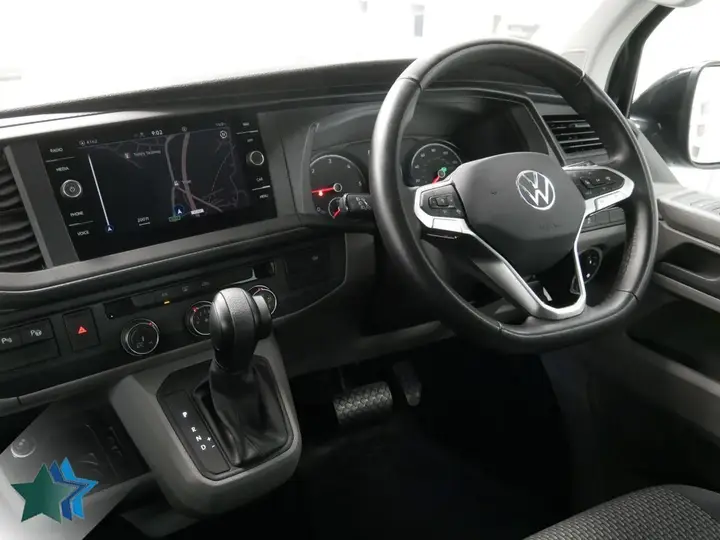 Volkswagen Transporter 2024 photo 5