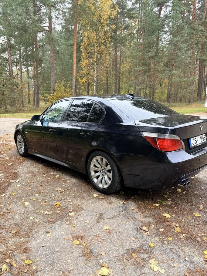 BMW E60 2006 photo 5