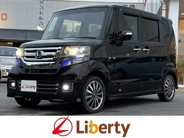 Honda N-Box 2016 photo 2