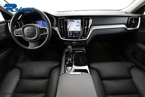 Volvo V60 2025 photo 2