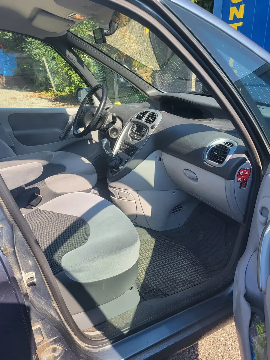 Citroen Xsara Picasso 2009 photo 3