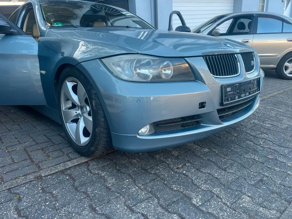 BMW 325I