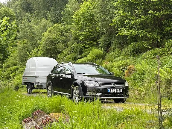 Volkswagen Passat 2012 photo 5
