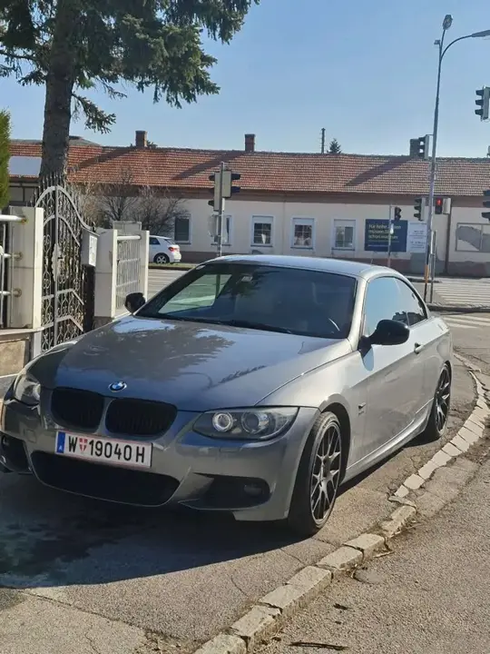 BMW 3 Series 2013 photo 2