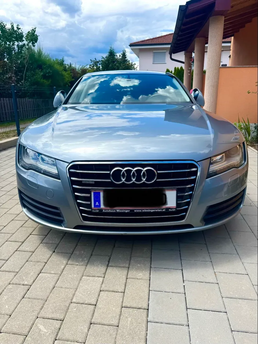 Audi A7 2011 photo 3