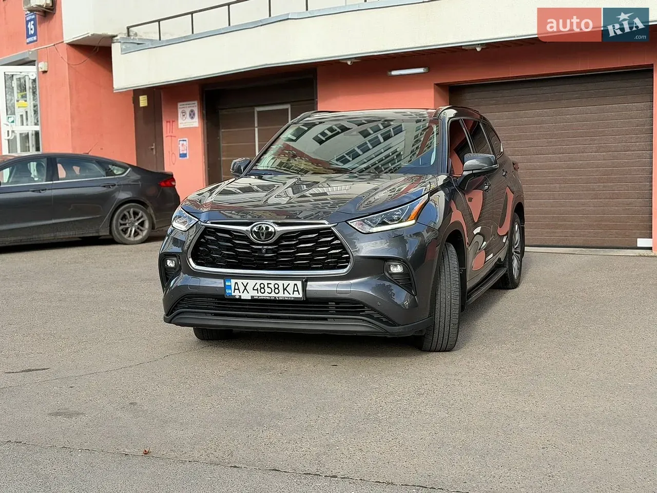 Toyota Highlander 2020 photo 3