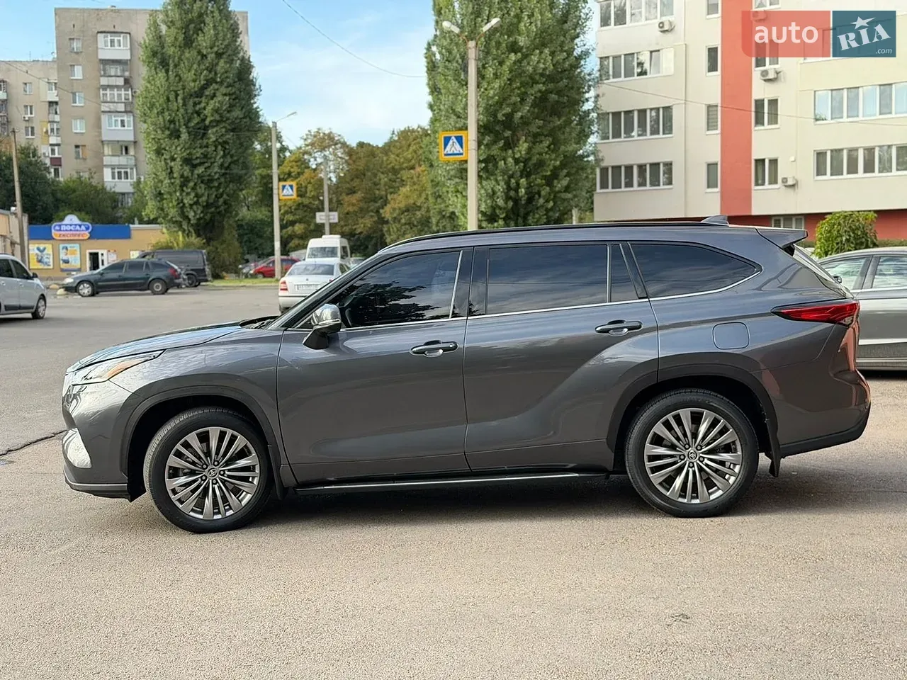 Toyota Highlander 2020 photo 5