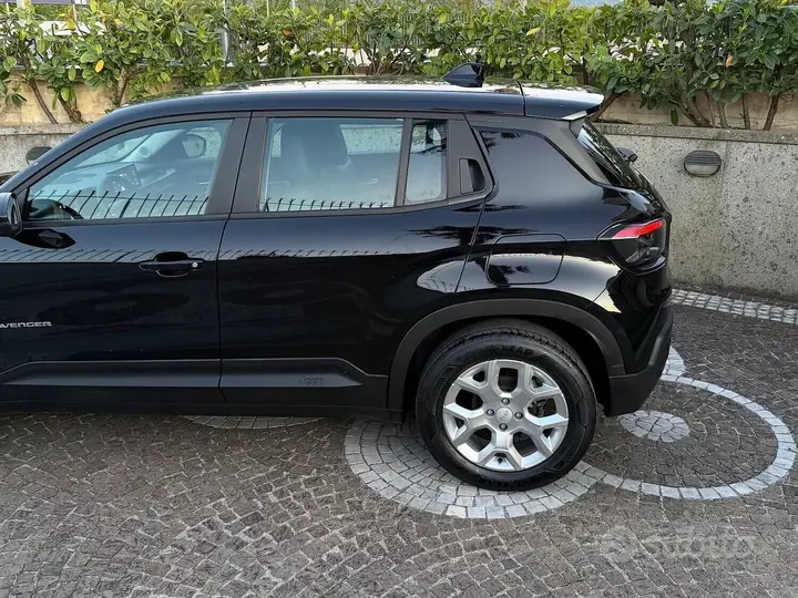 Jeep Avenger 2024 photo 3