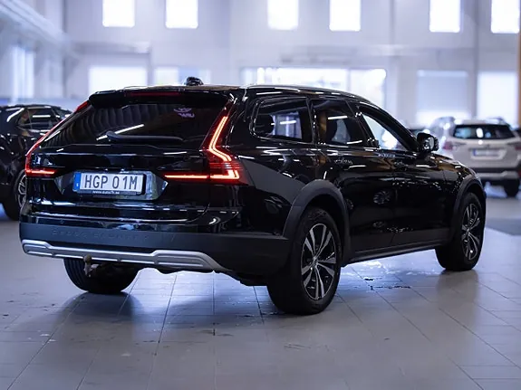 Volvo V90 Cross Country 2021 photo 3