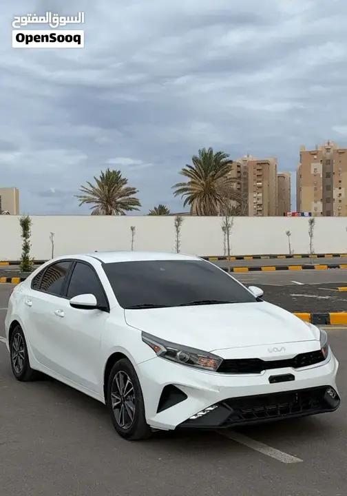 Kia Forte 2024 photo 2