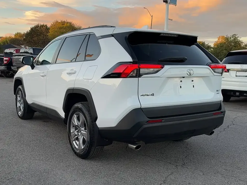 Toyota Rav4 2022 photo 3