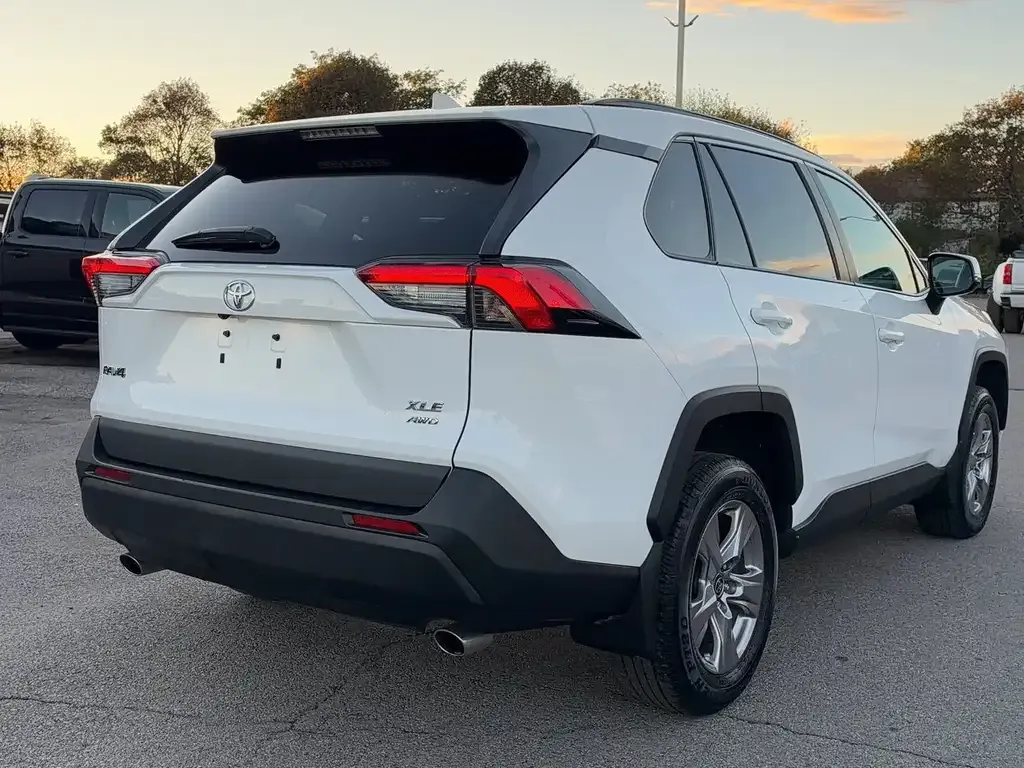 Toyota Rav4 2022 photo 5