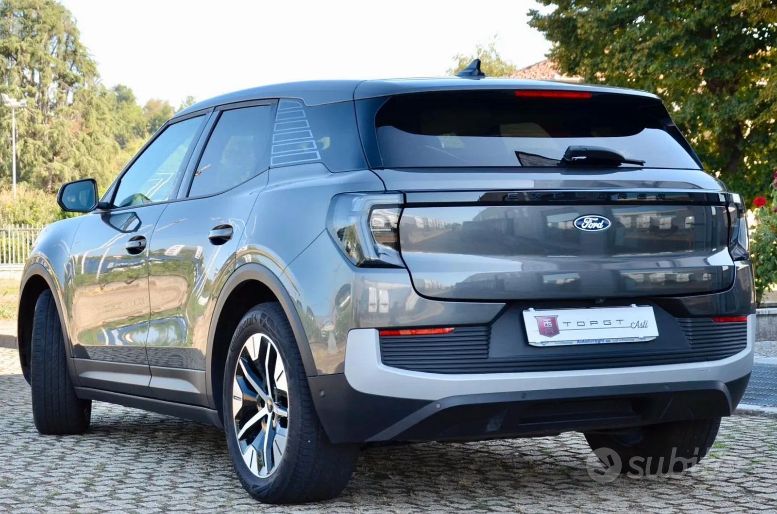 Ford Explorer 2025 photo 4