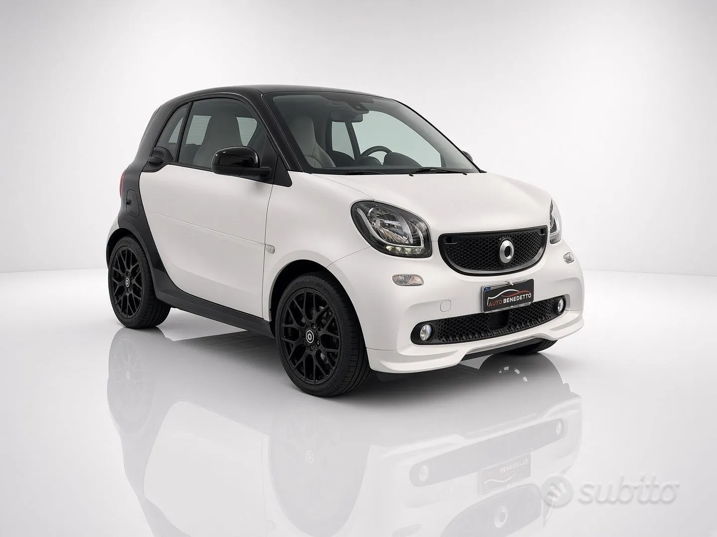 Smart Fortwo 2019 photo 2