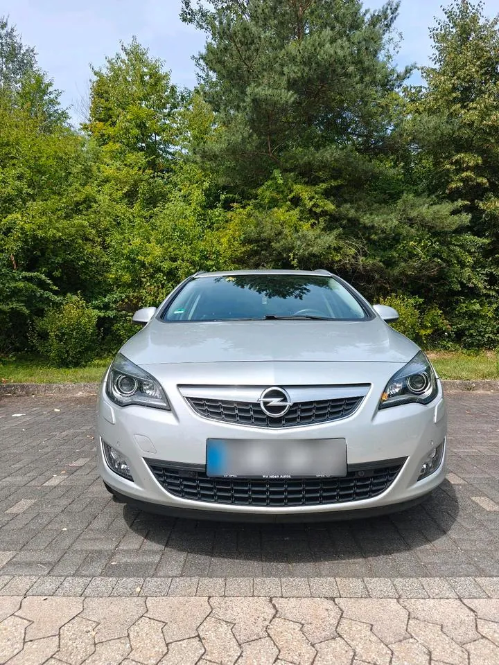 Opel Astra J