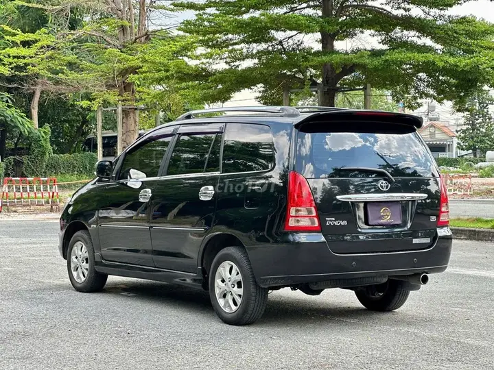 Toyota Innova 2006 photo 4