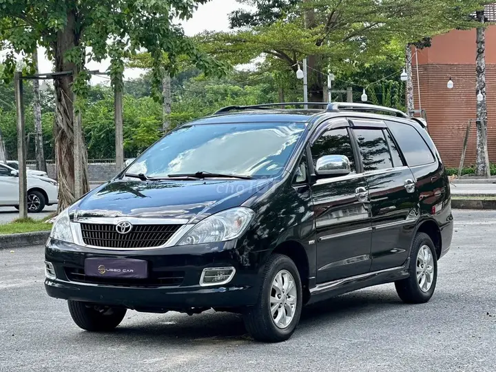 Toyota Innova 2006 photo 2