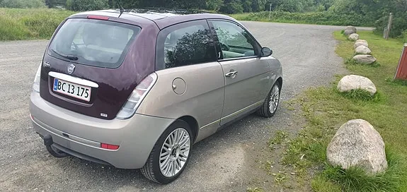 Lancia Ypsilon 2008 photo 4