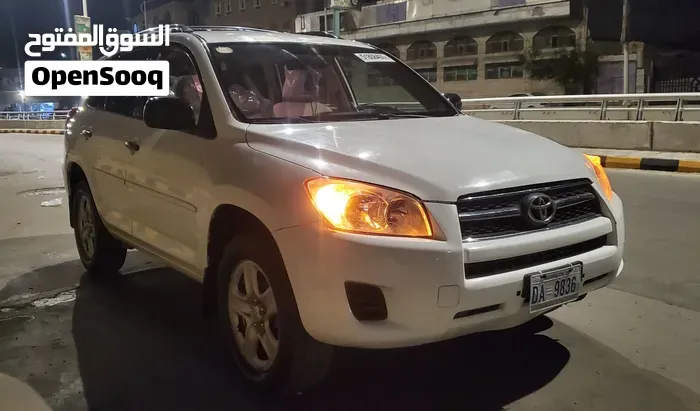 Toyota Rav 4 2012 photo 2