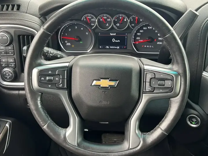 Chevrolet Silverado 3500Hd 2022 photo 2