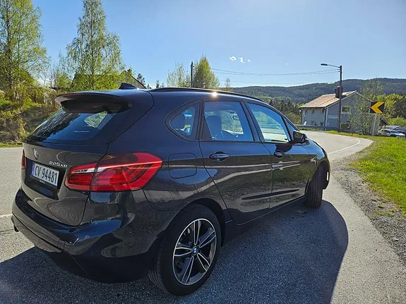 BMW 225Xe