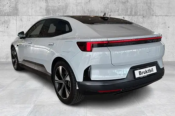 Polestar 4 2026 photo 5