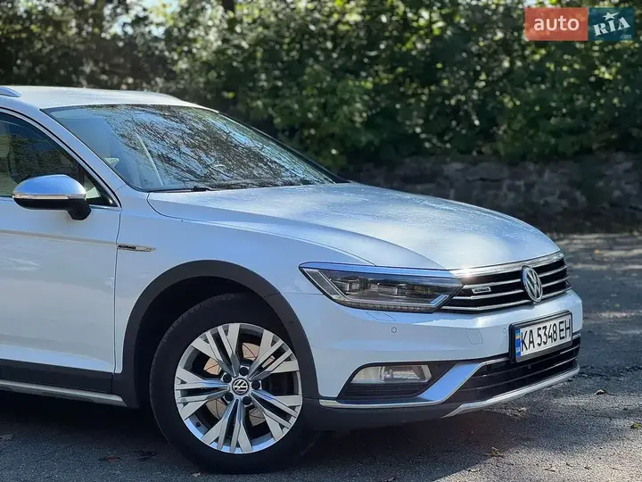 Volkswagen Passat 2017 photo 5