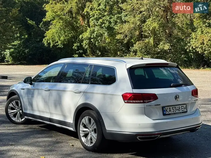 Volkswagen Passat 2017 photo 4