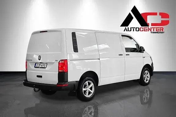 Volkswagen Transporter 2018 photo 2