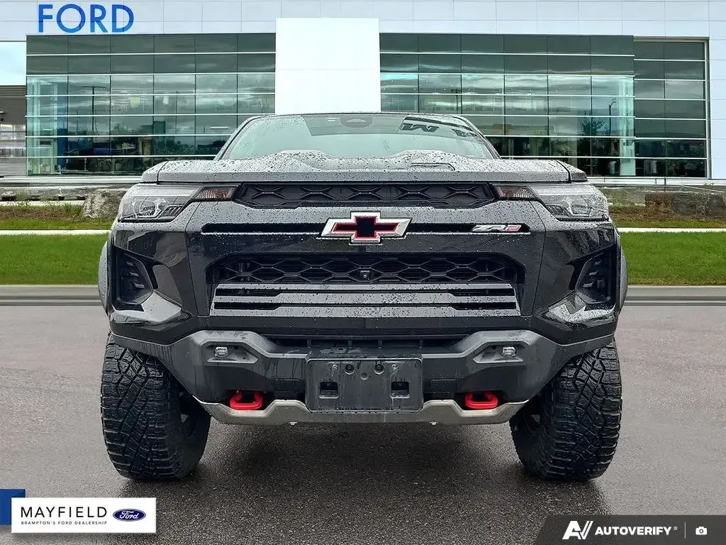 Chevrolet Colorado 2024 photo 2