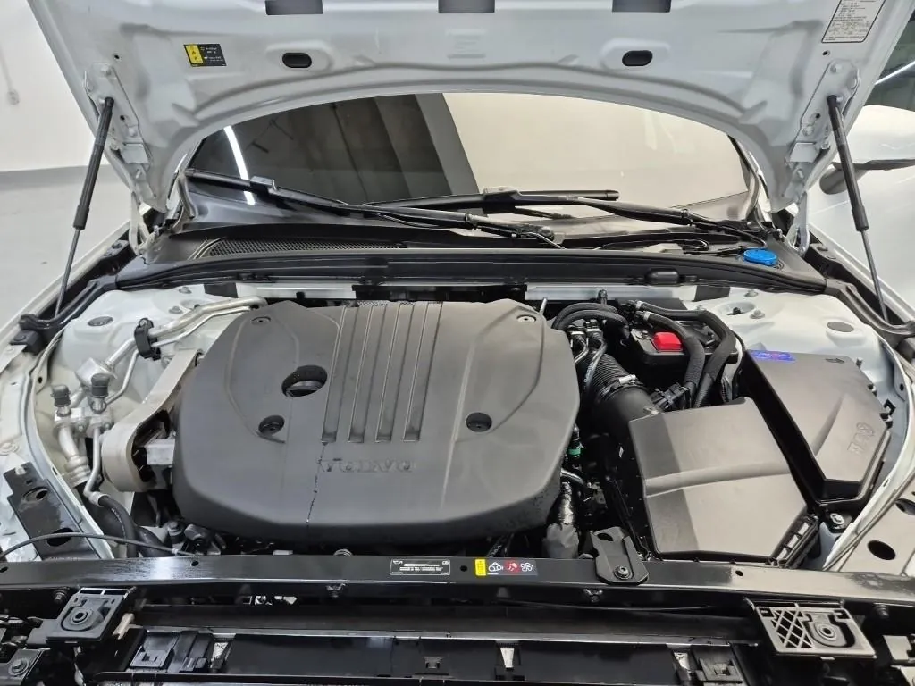 Volvo S60 2024 photo 5