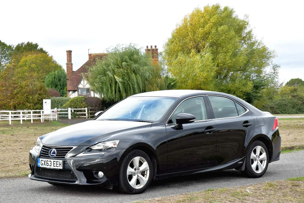 Lexus Is 2013 photo 3