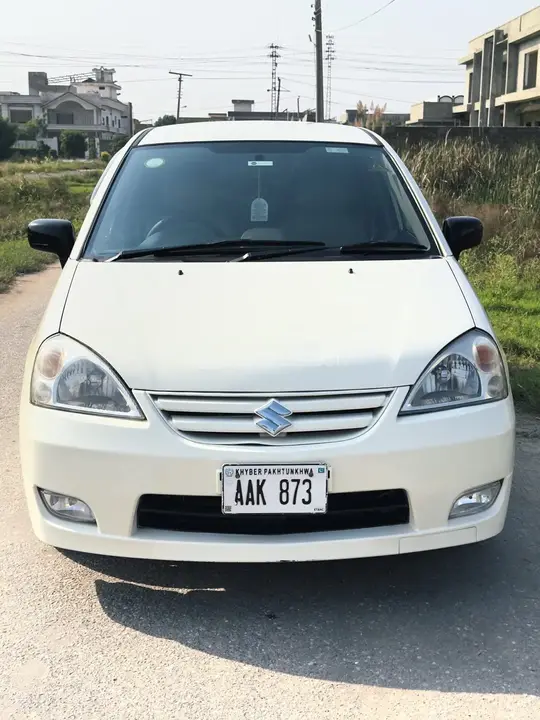 Suzuki Liana