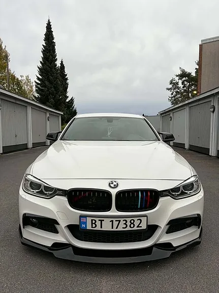 BMW 316D 2012 photo 3