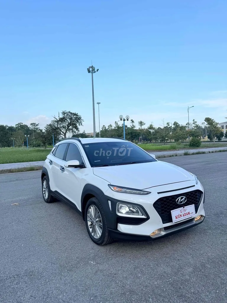 Hyundai Kona 2022 photo 2