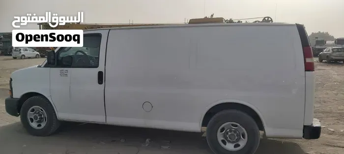 GMC Savana 2016 photo 3