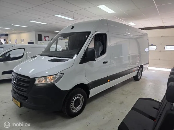 Mercedes-Benz Sprinter 2020 photo 2