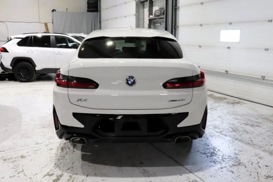 BMW X4 2023 photo 4