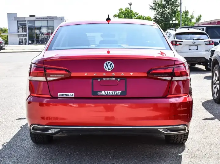 Volkswagen Passat 2021 photo 5