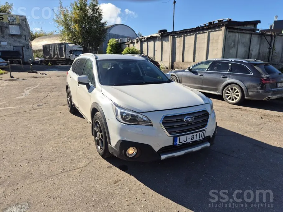Subaru Legacy 2016 photo 2