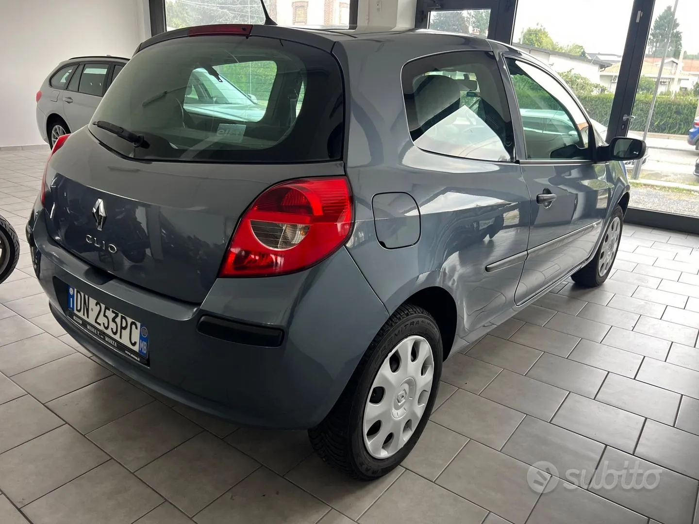 Renault Clio 2008 photo 4