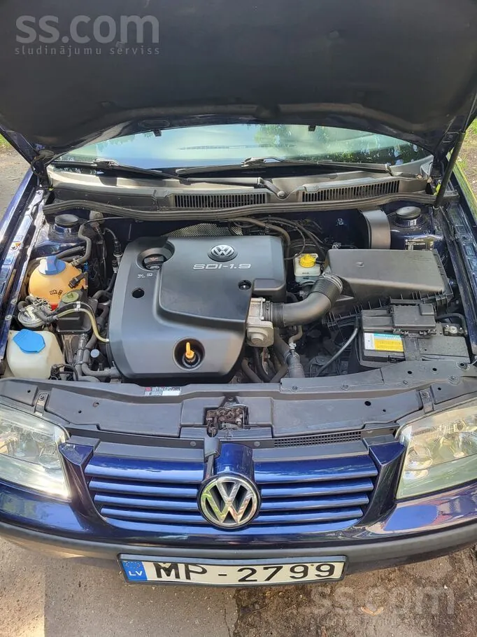 Volkswagen Bora 2000 photo 5
