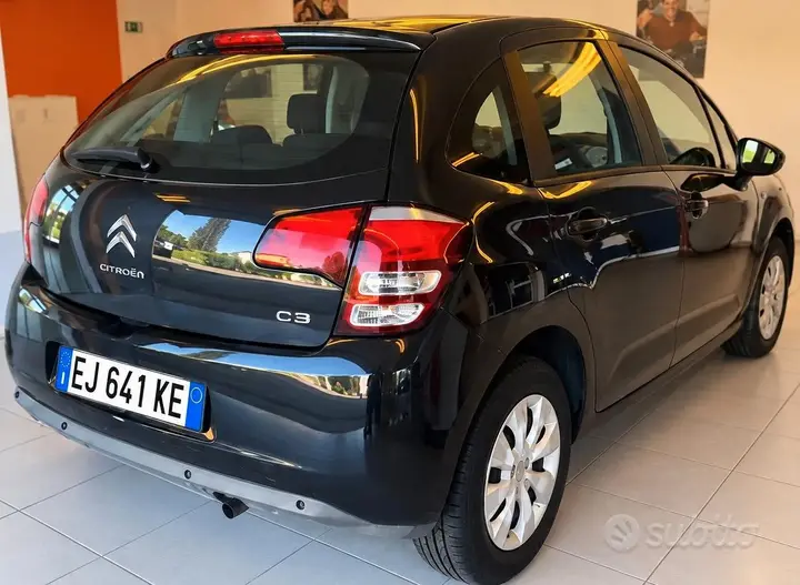 Citroen C3 2011 photo 2