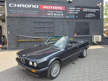 BMW E30