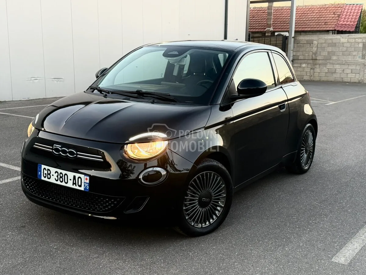 Fiat 500E