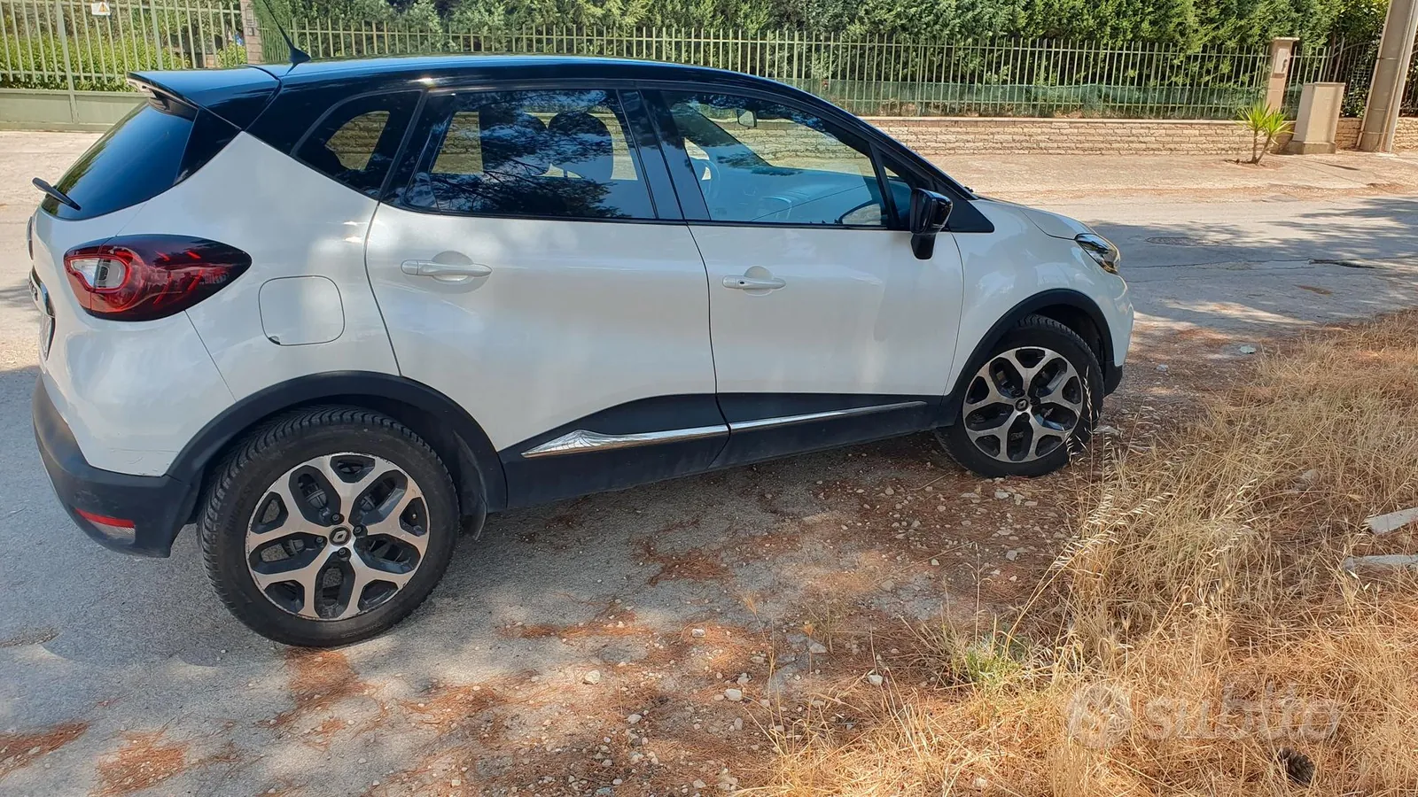 Renault Captur 2018 photo 3